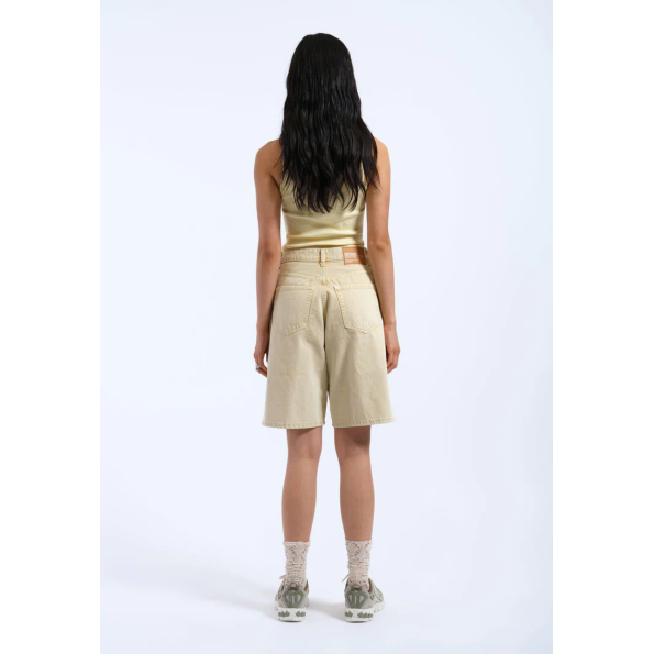 Short Bella