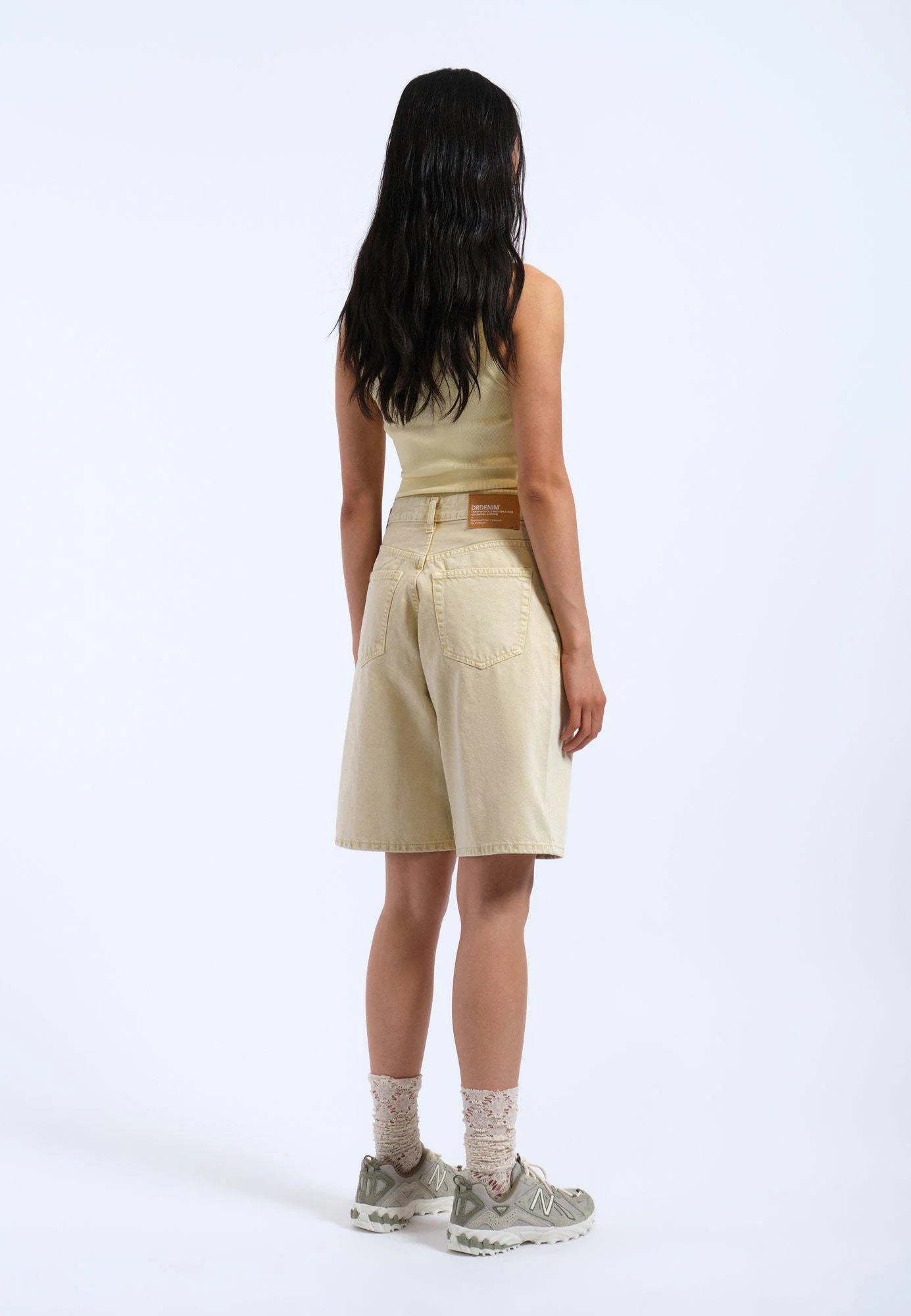 Short Bella