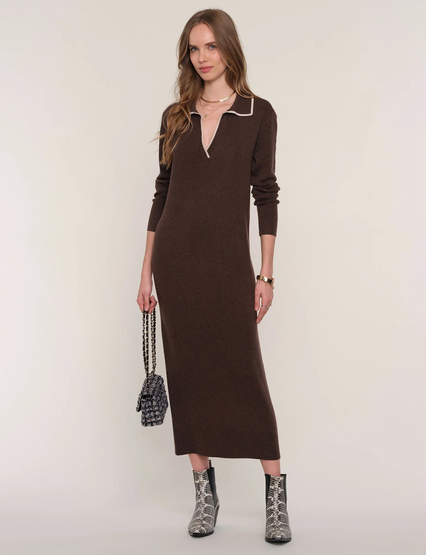 Robe Tissa
