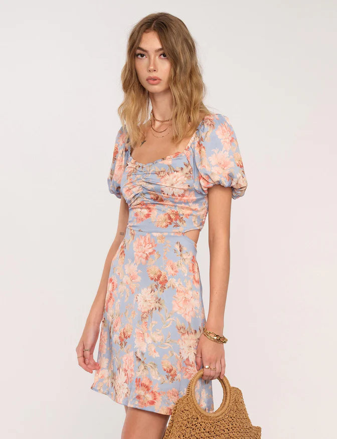 Robe Marissa
