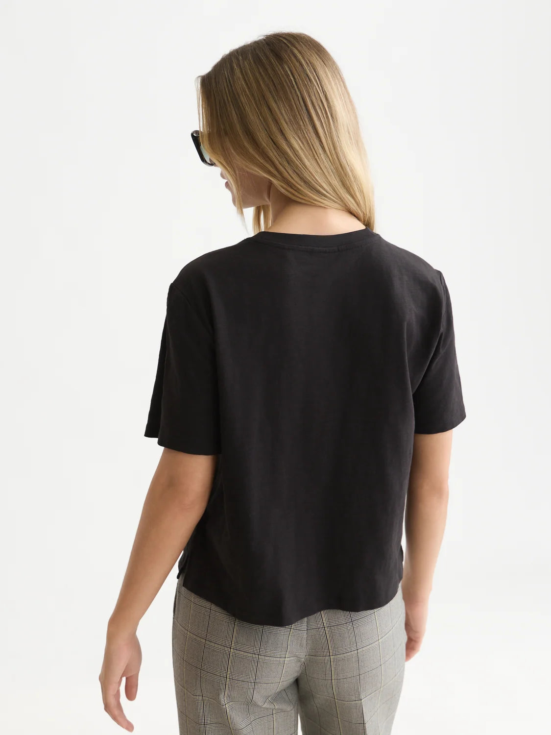 T-Shirt Key Hole Sleeves